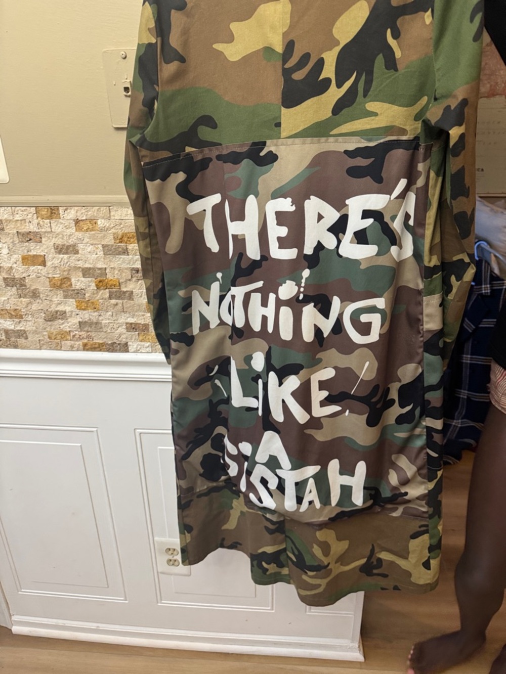 There is nothing like a sister: Green and Brown Camo Graphic Long Coat